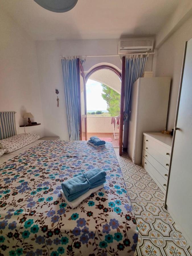 Villa Vista Mare Su Tre Piani Con Giardino Falerna Exterior foto