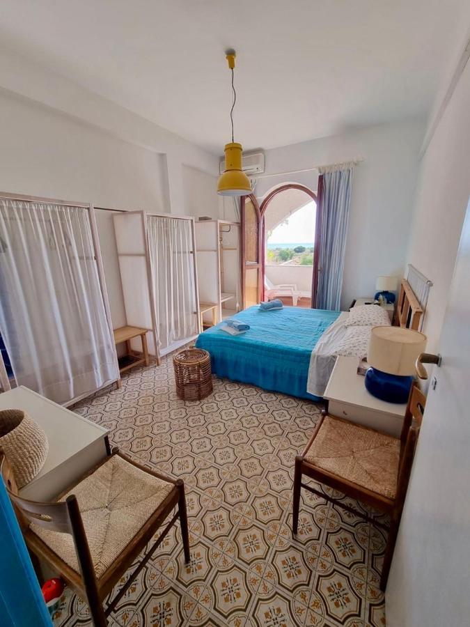 Villa Vista Mare Su Tre Piani Con Giardino Falerna Exterior foto