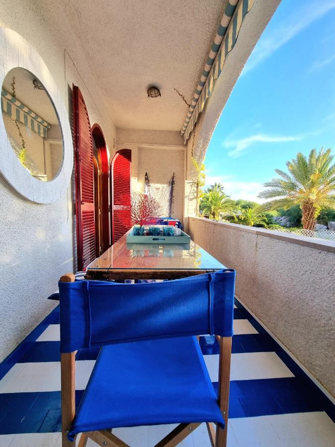 Villa Vista Mare Su Tre Piani Con Giardino Falerna Exterior foto
